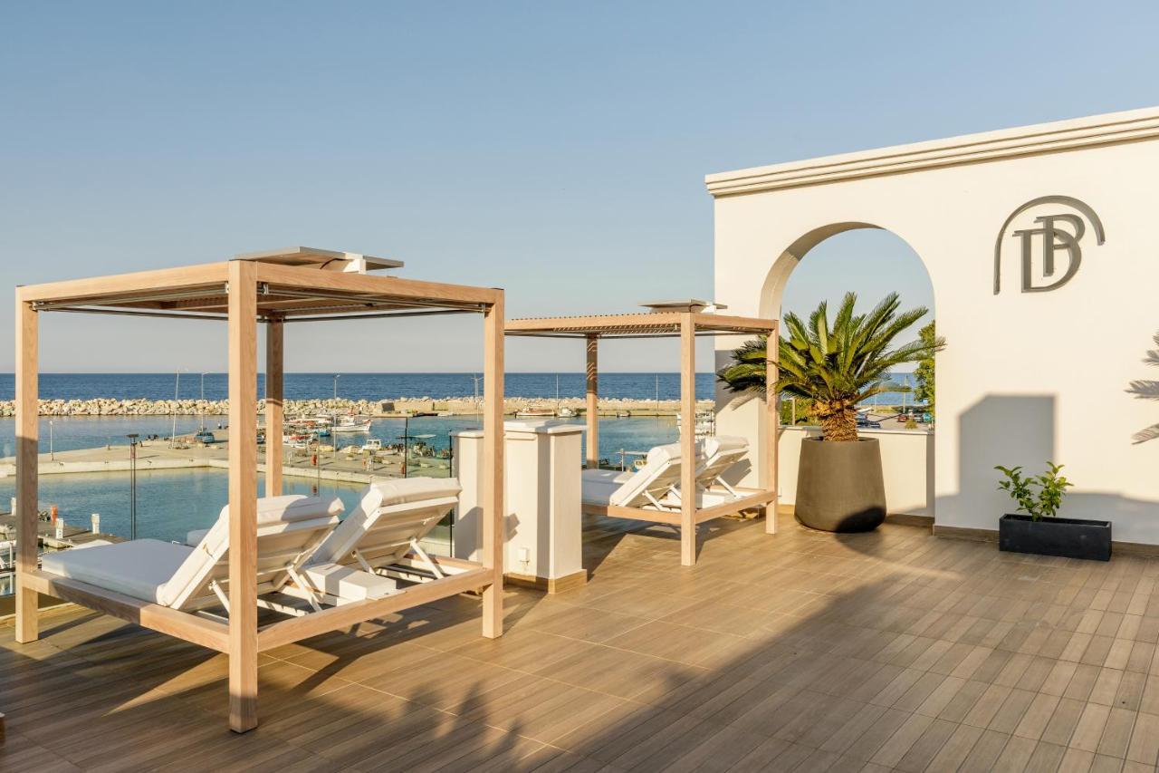Diverso Platamon, Luxury Hotel & Suites Exterior photo